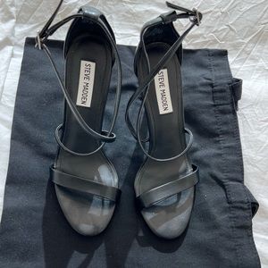 Steve Madden Feliz Sandal